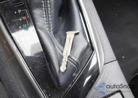 2016 Toyota Corolla S Plus z USA, uszkodzony, nr VIN 2T1BURHE5GC595381